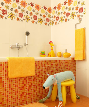 Łazienka w kolorze pomarańczowo-żółty