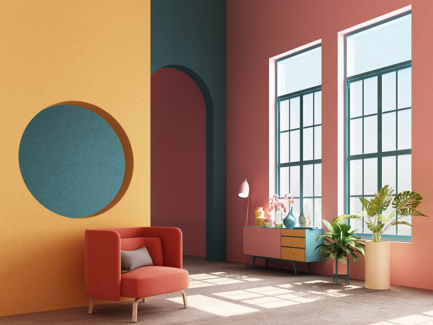 Salon z kolorowymi ścianami