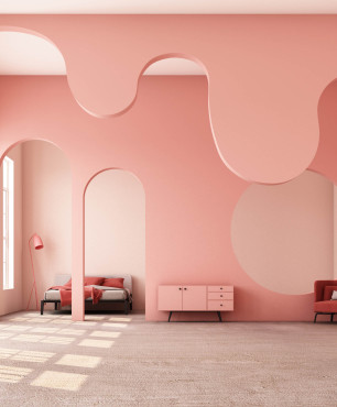 Salon z różowymi ścianami i półokrągłymi ozdobami na suficie