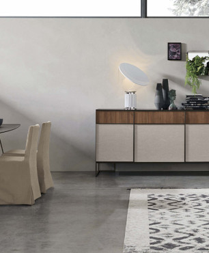 Salon z jadalnią i stylową betonową podłogą