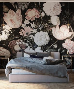 Sypialnia z szarymi ścianami oraz z tapetą w kwiaty