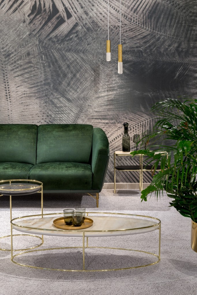 Salon z elegancją, zieloną sofą