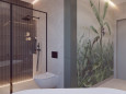 Łazienka z prysznicem walk-in oraz czarnym natryskiem podtynkowym