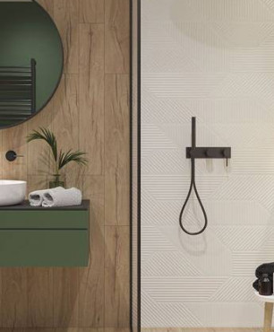 Nowoczesna łazienka z imitacją drewnianych płytek na ścianie oraz z białymi płytkami 3d pod prysznicem