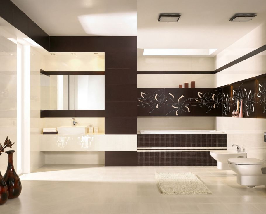 Duża, klasyczna łazienka z płytkami w kolorze beżowo-brązowym
