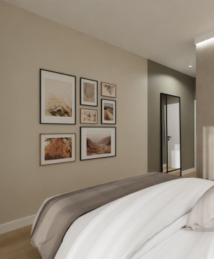 Projekt klasycznej sypialni z obrazami na ścianie