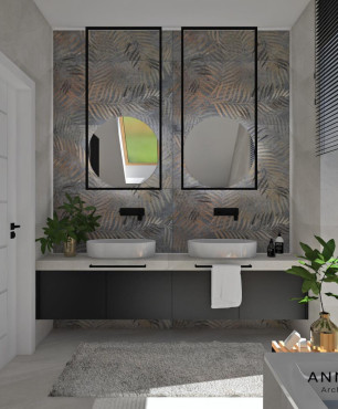 Łazienka w czarno - białych kolorach z dużym lustrem i oknem tarasowym