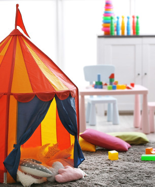Namiot w pokoju dziecka