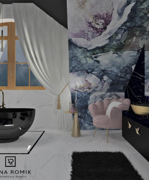 Łazienka w stylu glamour z fotelem, wanną i złota umywalką