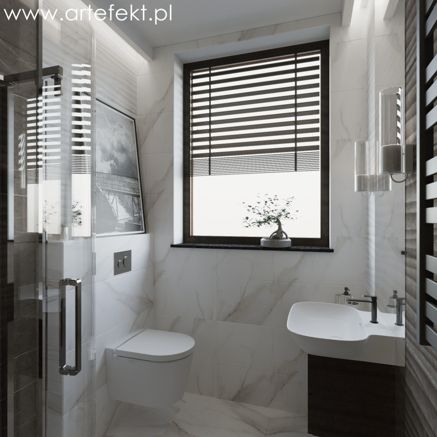 Mała łazienka z oknem oraz białym gresem na ścianie