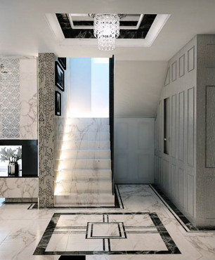 Salon z korytarzem oraz schodami z marmuru