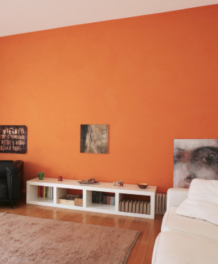 Pomarańczowy kolor ścian