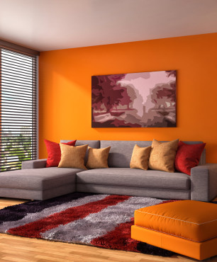 Pomarańczowy salon w mieszkaniu