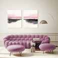 Salon z obrazem LAKE namalowany akwarelą oraz z piękną kanapą