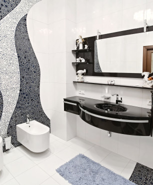 Stylowa czarno-biała łazienka