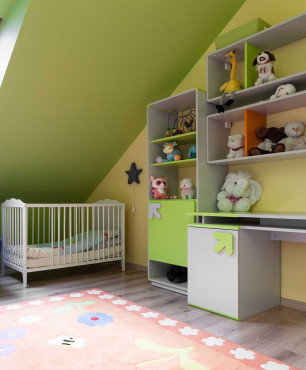 Zielony pokój dla kilkulatka i niemowlaka