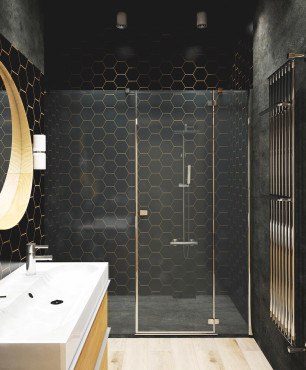 Projekt łazienki glamour z czarnymi wzorzystymi płytkami