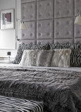 Sypialnia glamour z tapicerowanym zagłówkiem
