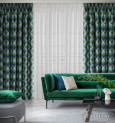 Stylowy salon z zielona sofą