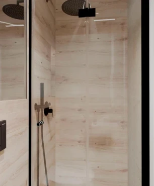 Mała łazienka z prysznicem typu walk - in
