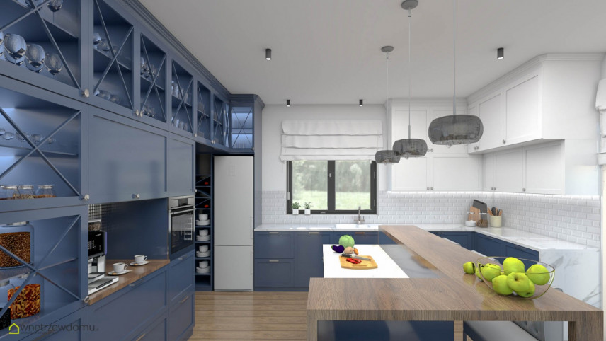 Projekt kuchni z niebieskimi, szklanymi frontami